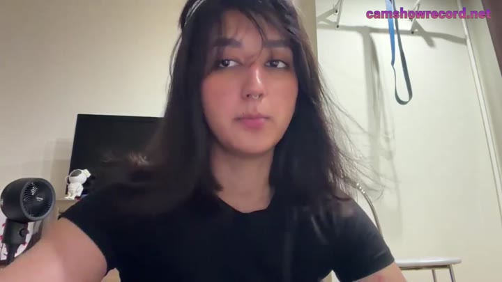 Webcam Model YingPopichak Videos